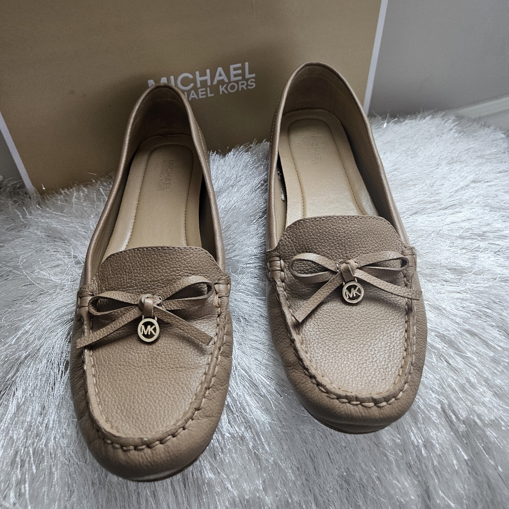 Pre loved authentic Michael Kors loafers